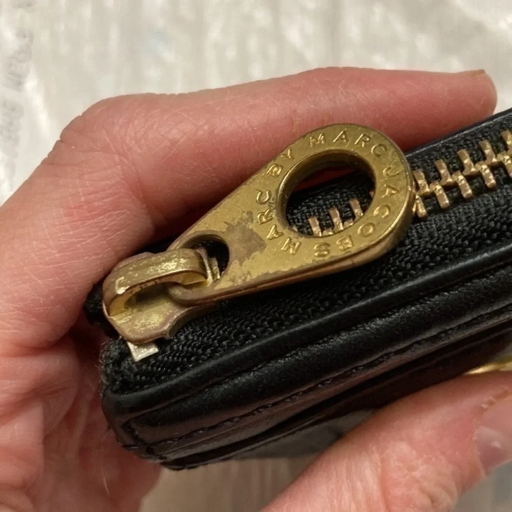 Marc by Marc Jacobs black leather turnlock wallet pouch